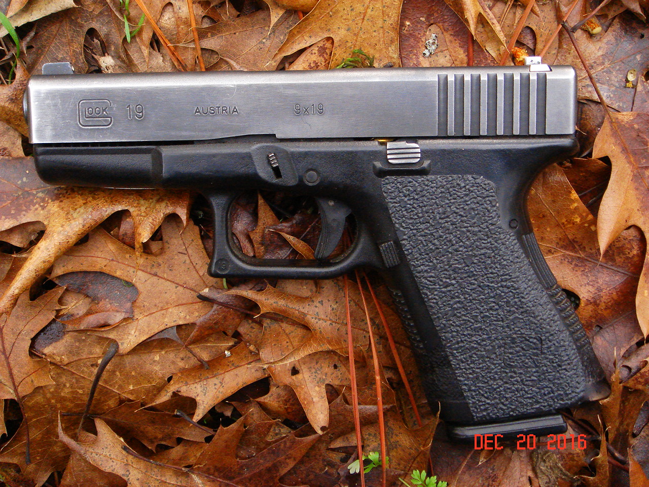 TalonGlock19.JPG